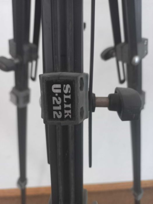 Tripé Slick Universal U212