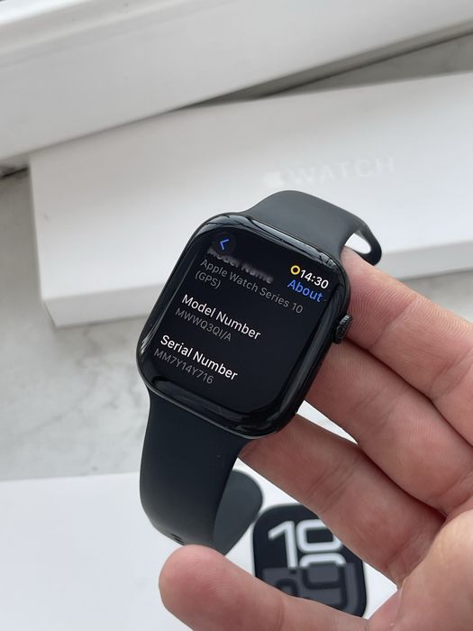 Apple Watch 10 46mm jet black | Повний комплект | Батарейка 98% |