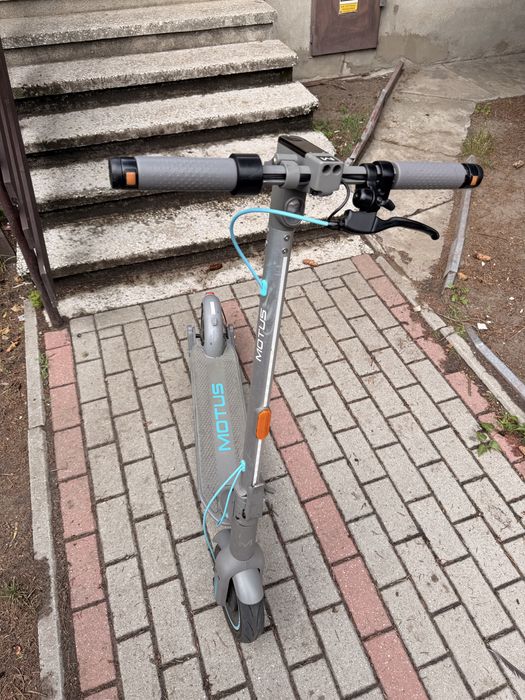 Hulajnoga Motus Scooty 10 GEN 5