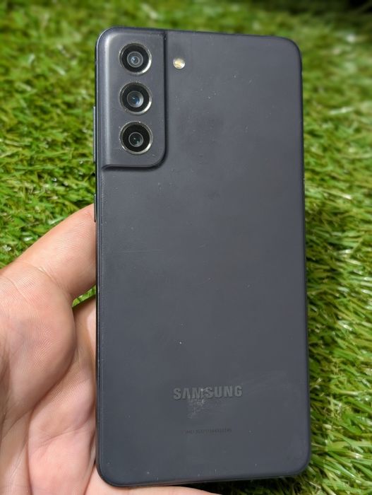 Samsung galaxy S21 FE 6/128GB (19717) Grарhіtе SМ-G990U1
