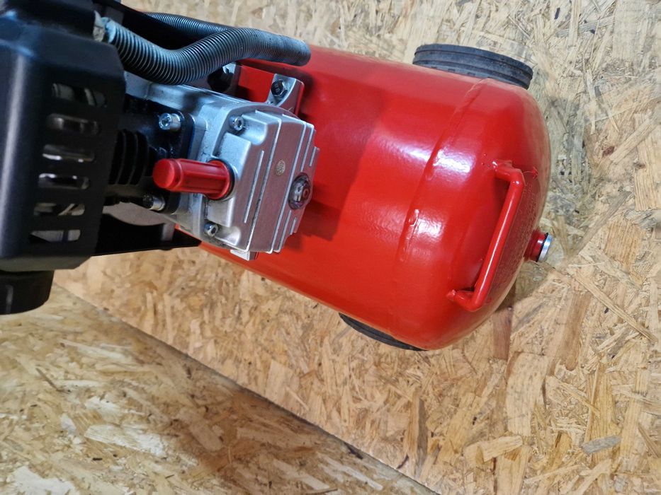 KOMPRESOR Einhell Olejowy TC-AC 190/50/8