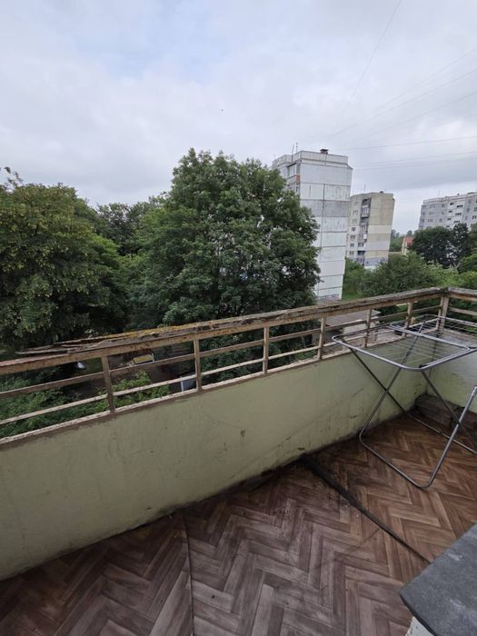 Терміновий продаж трикімнатної квартири.