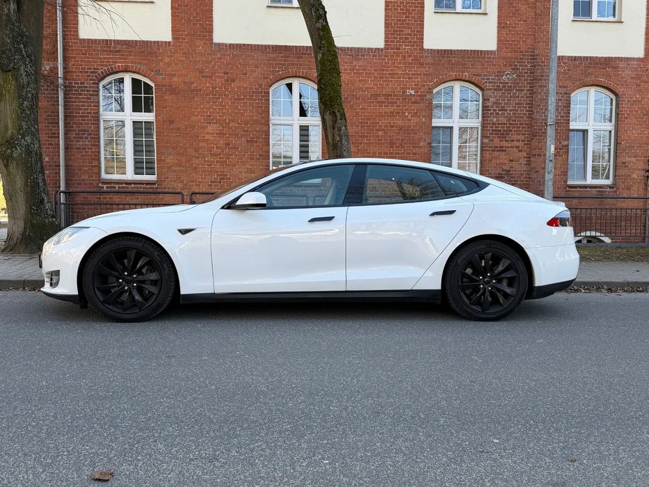 Tesla Model S 2016r. 85D AWD 4x4 85 kWh  Panorama EUROPA Zarejestrowany
