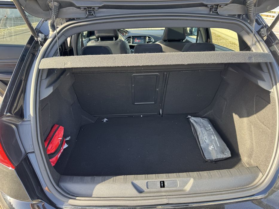 Peugeot 308 GT Line 1.5 HDi EAT8