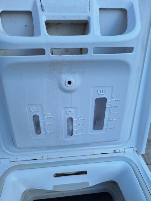 Sprzedam pralkę  Indesit