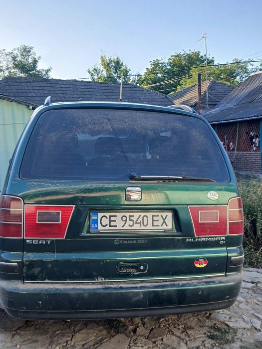 продаєтся автомобіль Seat Alhambra рік 2000