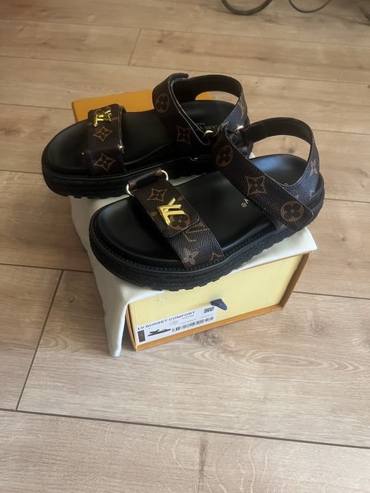 Сандалі louis vuitton