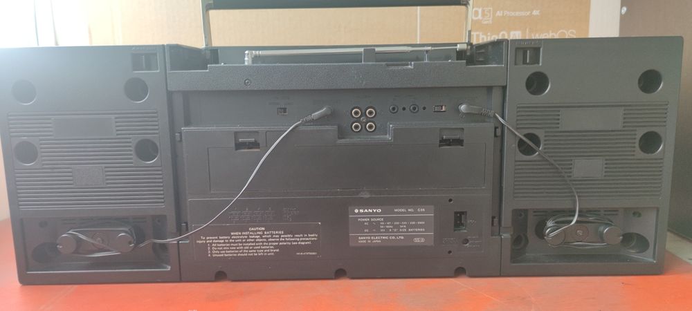 Магнитола  SANYO C-35
