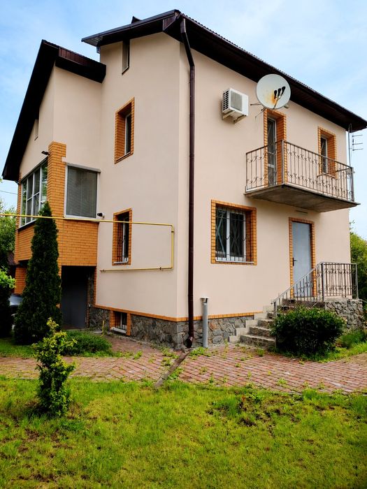 Продам  цегляний будинок  для комфортного проживання, в межах міста Полтава