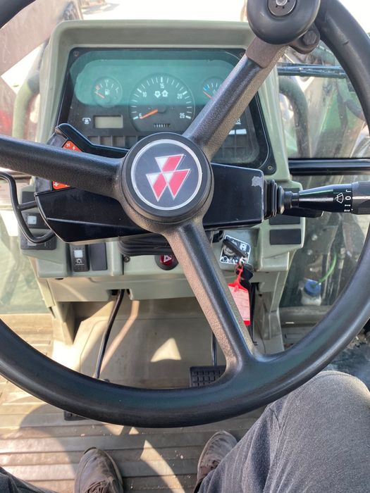 Massey Ferguson 6255 2003r