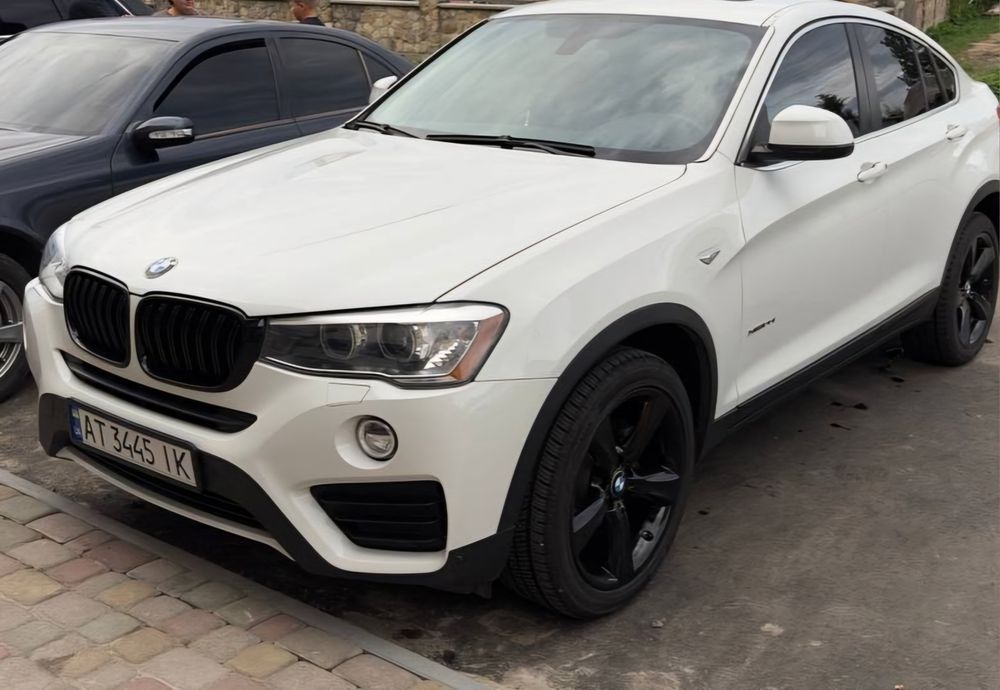 Автомобіль BMW X 4  2016рік