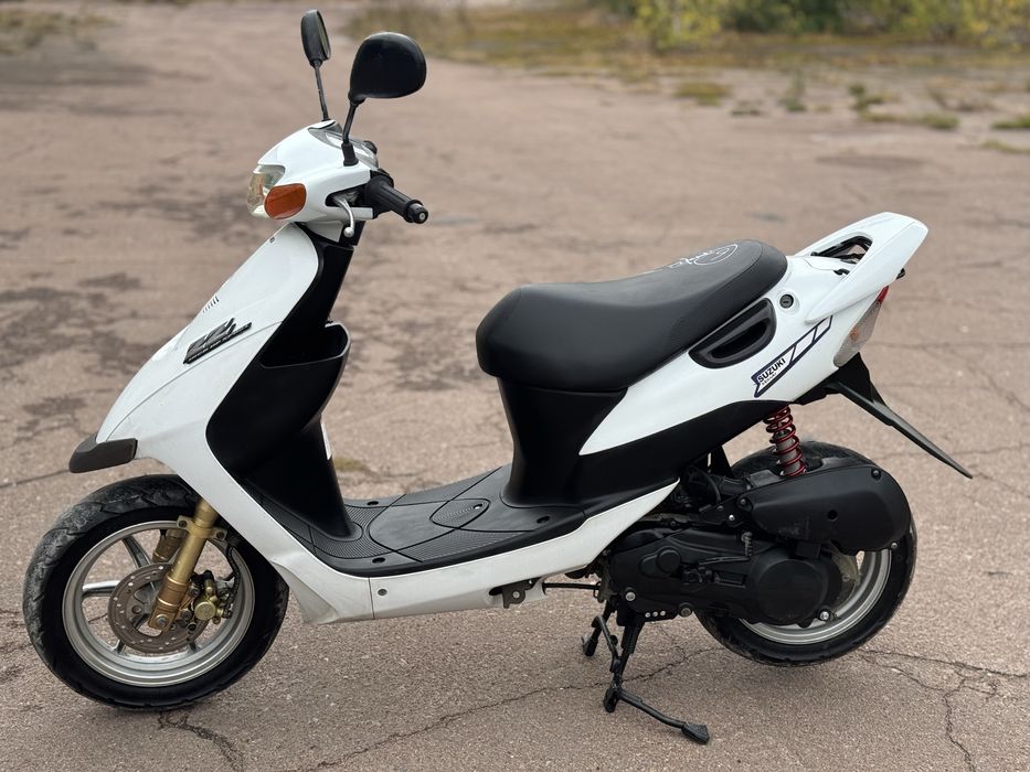 Скутер мопед Сузуки ЗЗ інчап спорт Suzuki ZZ INCN UP SPORT з контейнер