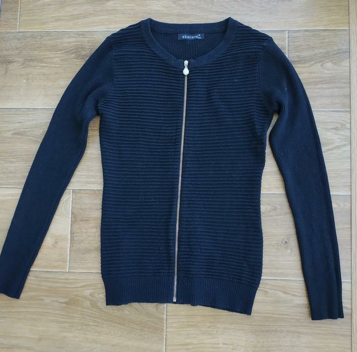 Кофта жіноча, р. S-М.