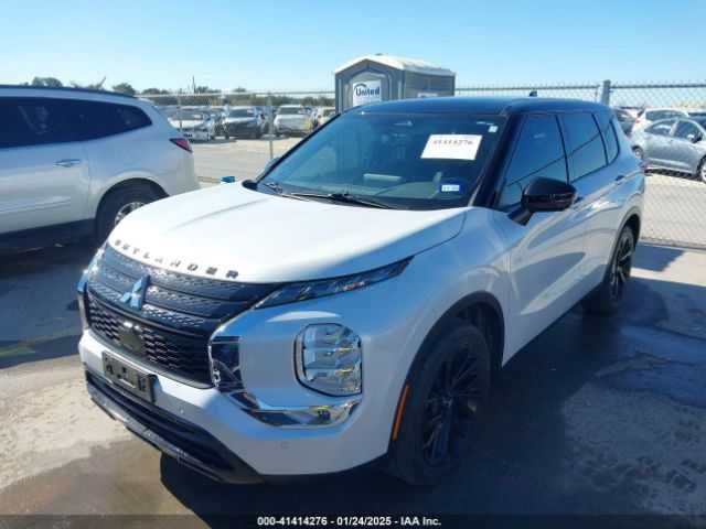 Mitsubishi Outlander SEL 2023_