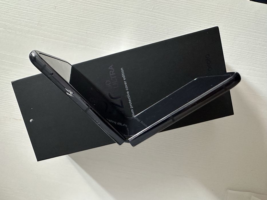 Motorola razr 50 ultra