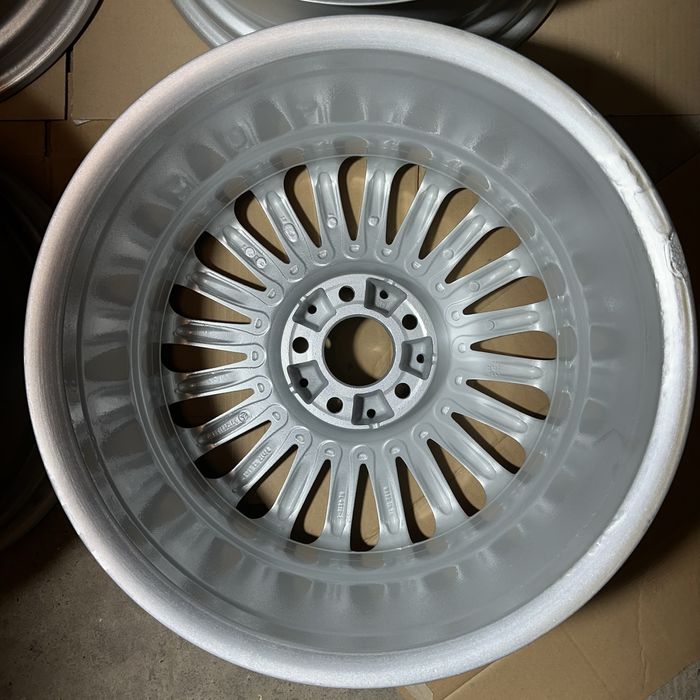 Felgi oryginalne mercedes 8x17