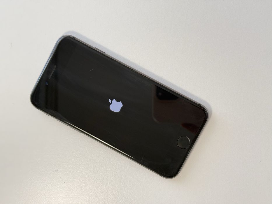 IPhone IPhone  8