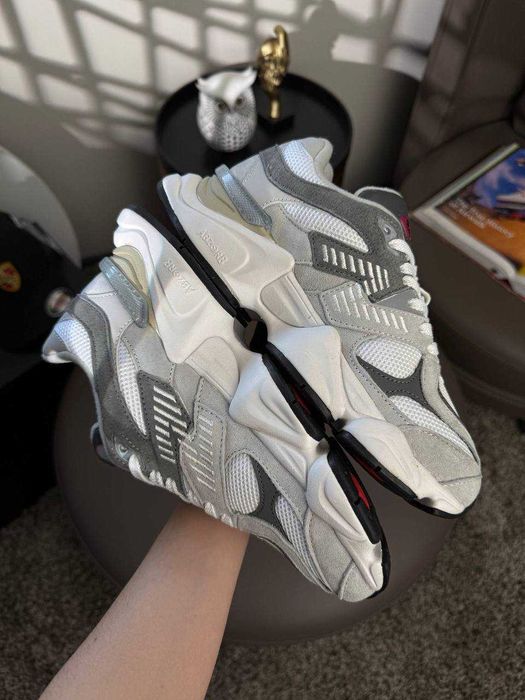 Чоловічі кросівки New Balance 9060 Grey White