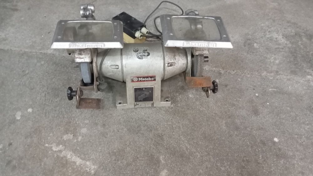 Esmeril Metabo em bom estado