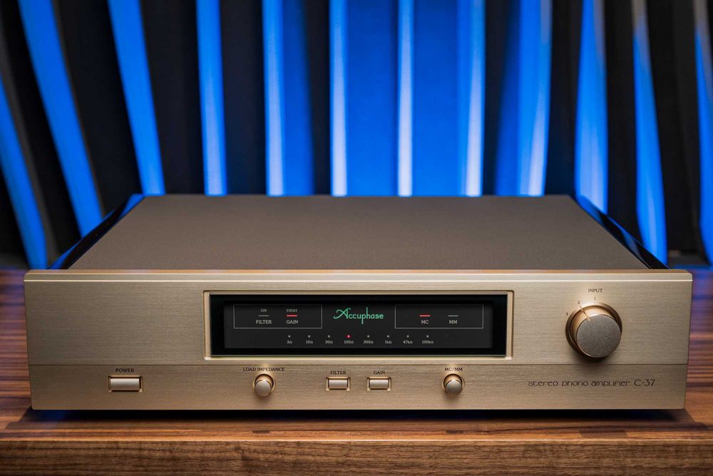 Accuphase C-37 przedwzmacniacz gramofonowy preamp phono