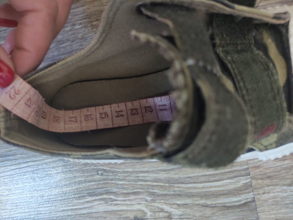 Хайтопи Vans,  черевики Zara та кеди George