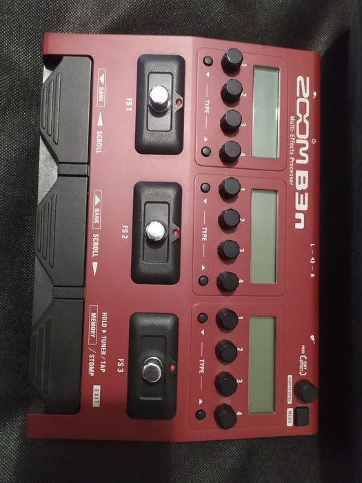 Гітарний процесор ефектів Zoom B3N