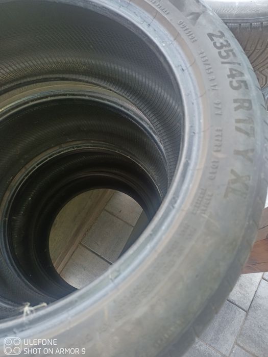 Opony letnie 235/45/17