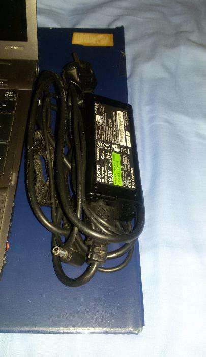 Sony Vaio F Series VPC-F13S8E/B p/ Peças64552453625986121