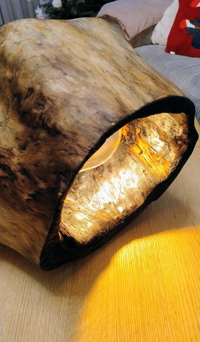 Lampa drewniana w stylu retro