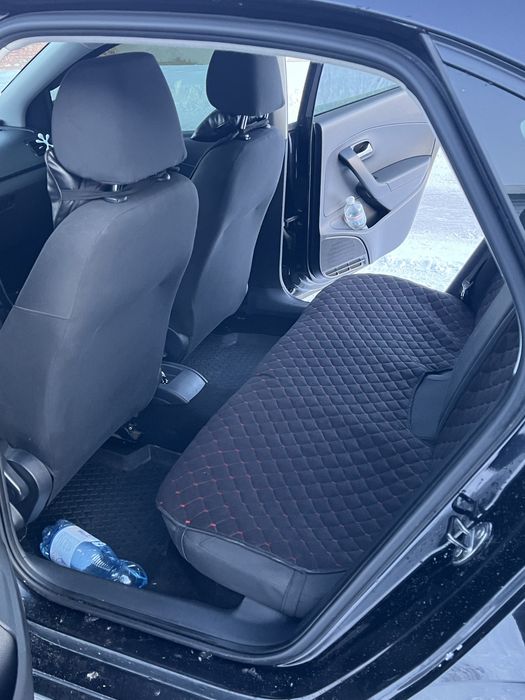 Volkswagen Polo Sedan