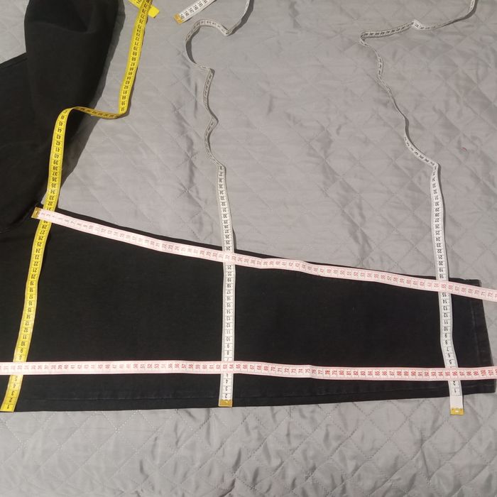 Жіночі стильні джинси