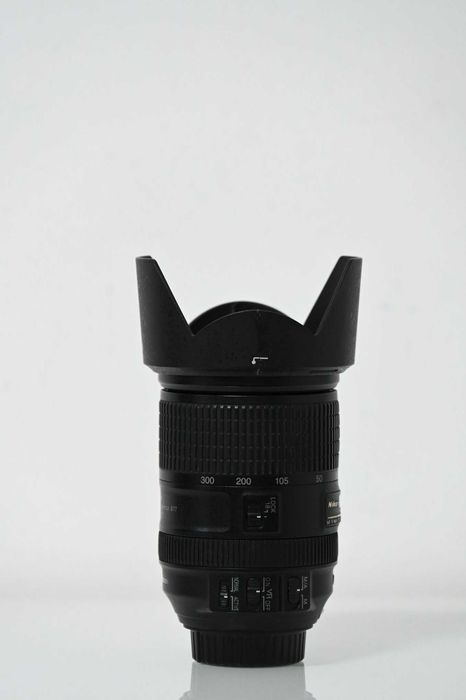 Nikon Lens AF-S DX NIKKOR 18-300mm f3.5-6.3G ED VR