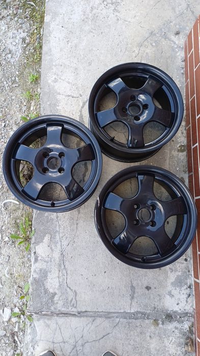Продам легкосплавні диски R16 4/100 - 3 шт.  800 грн./шт.Договірна.
