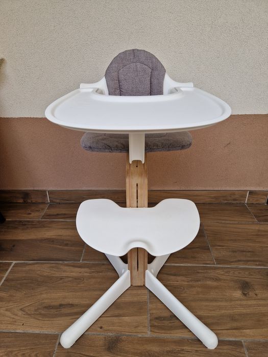 Krzesełko do karmienia Nomi by Evomove / Stokke – pełny zestaw z tacką