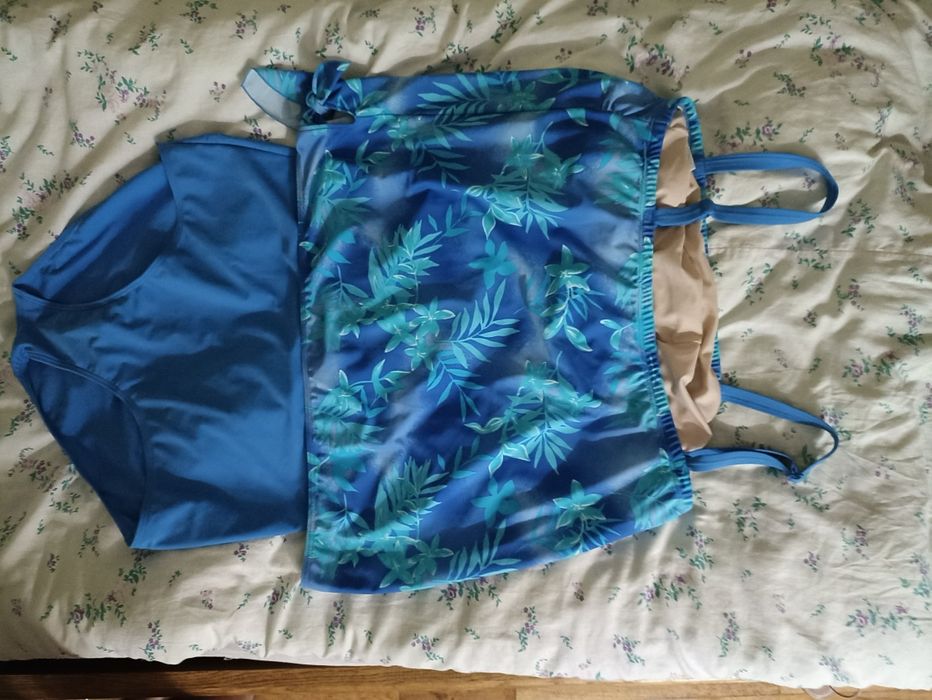 Купальник стрейчевый, размер 60