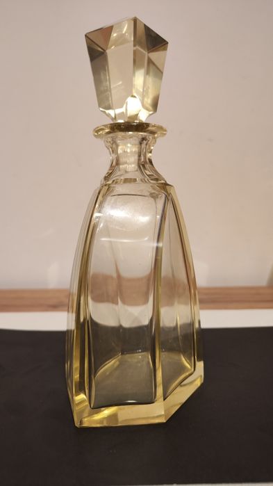 Karafka Art Deco, stare szkło, Czechosłowacja