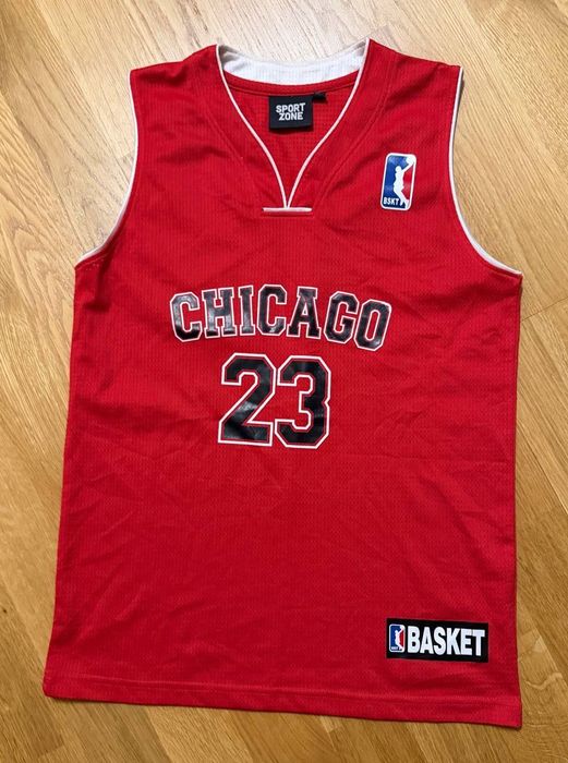 Червона дитяча баскетбольна майка  Sport Zone з написом CHICAGO 23