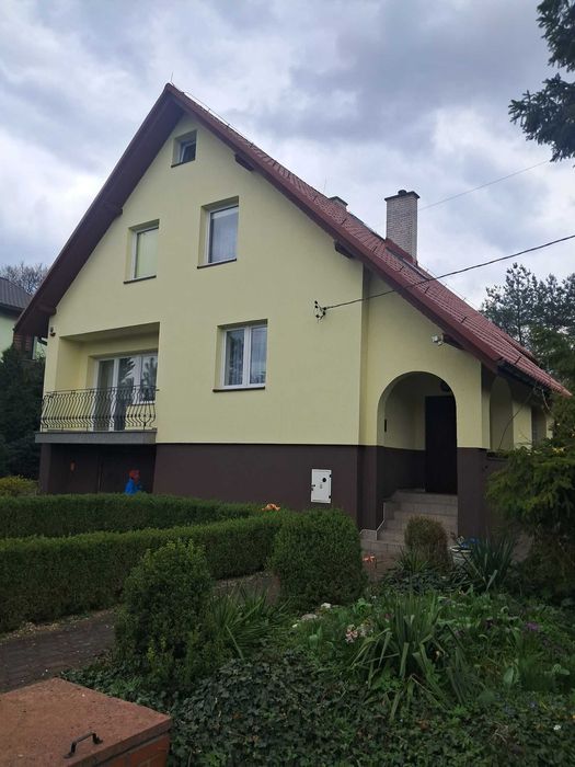 Malowanie elewacji, dachów i docieplenia.