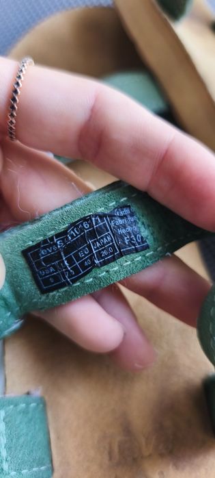 Teva босоніжки 40 розмір шкіра