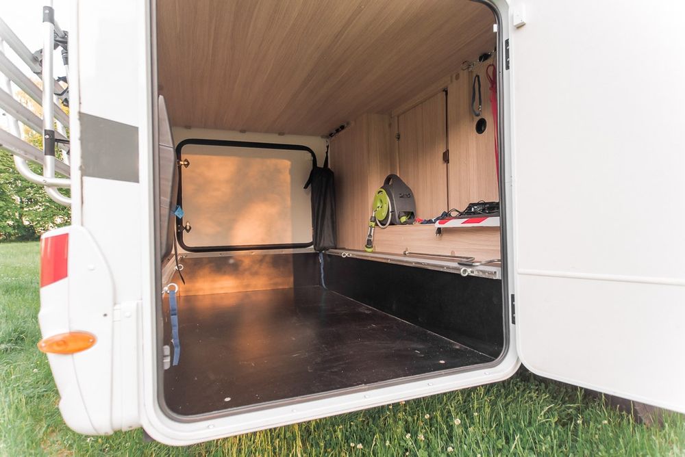 Wynajem Kampera Alkowa Sunlight A70 6-osobowy