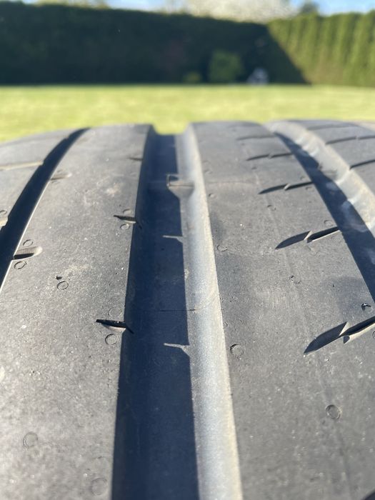Opony yokohama 295/35R22