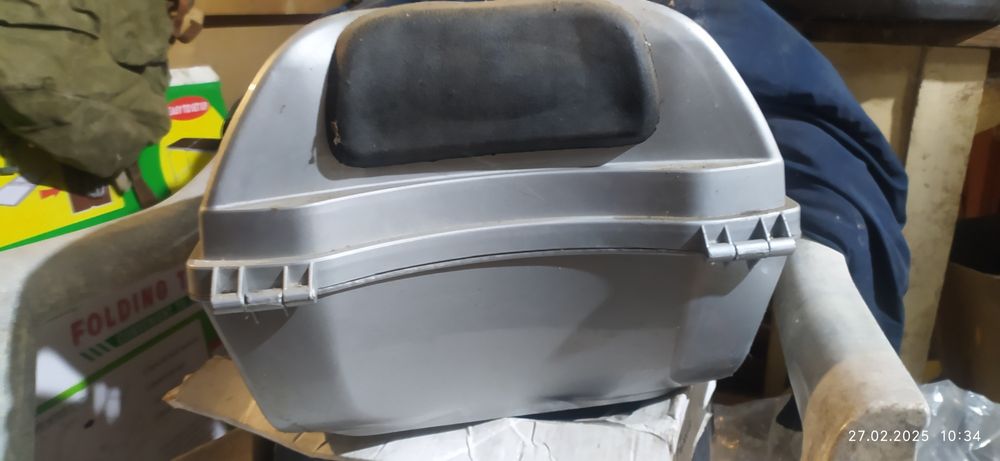 Кофр (мото)мопед