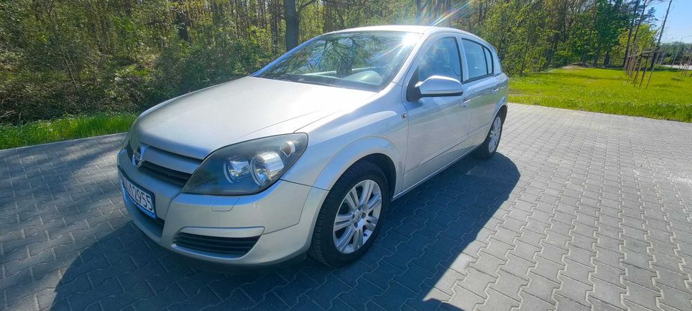 Opel Astra H benzyna 1.4