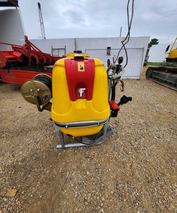 Pulverizador Agrícola Suspenso - Modelo Gondomar 400 P5