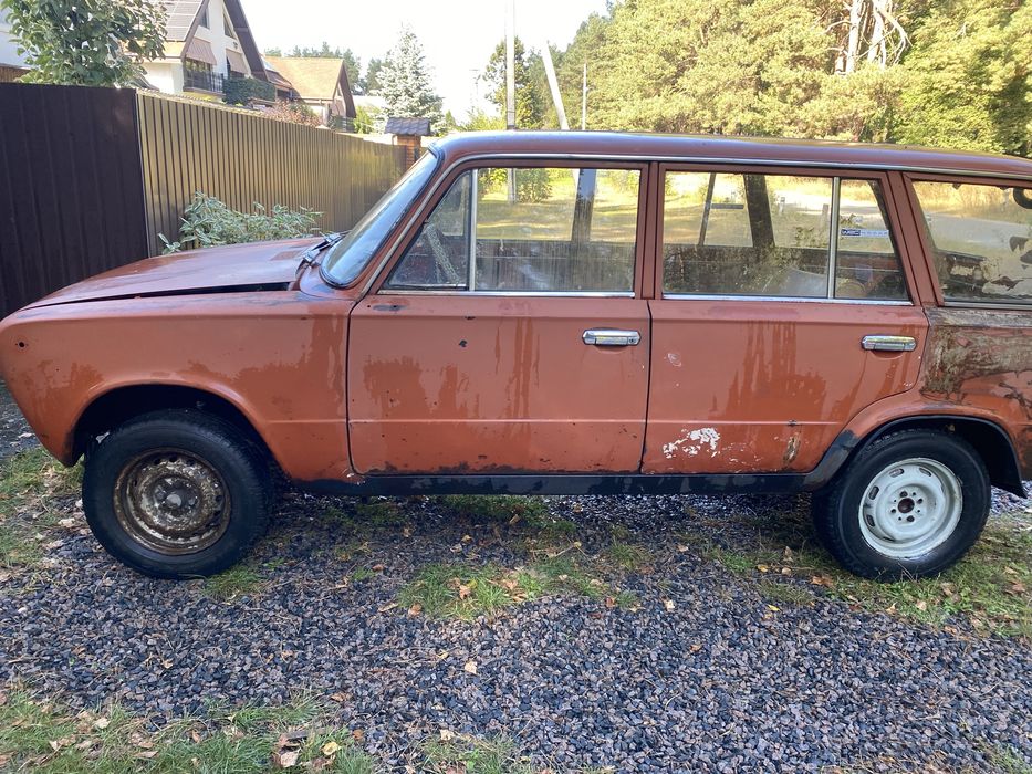 Продам  авто ваз 2102