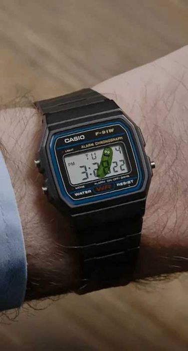Casio F91W Modificado – Edição Rick & Morty, Novo