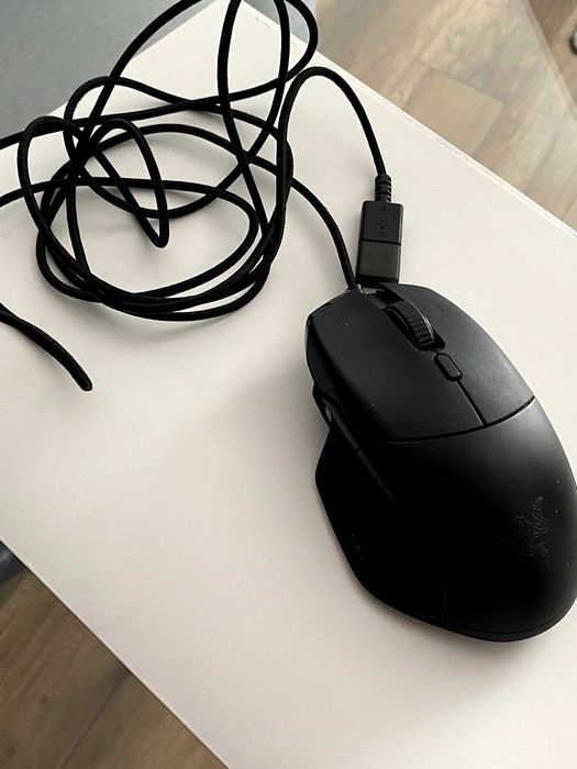 Mysz gamingowa komputerowa Razer Basilisk Essential