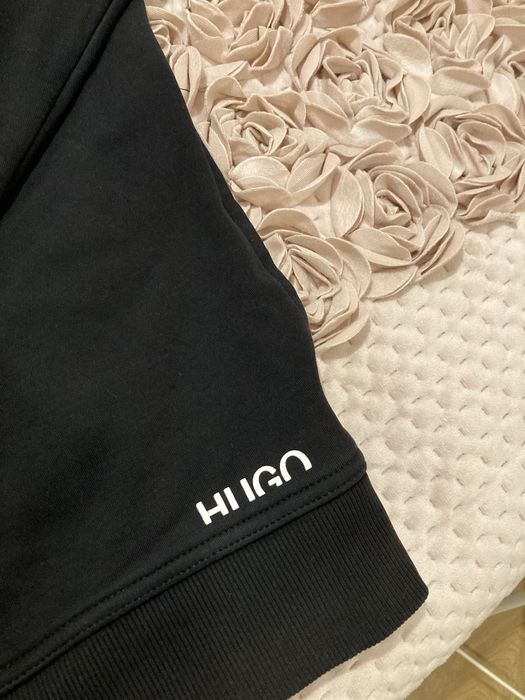 Hugo Boss Bluza Z Kapturem Rozmiar M Kolor Czarny jak Nowa