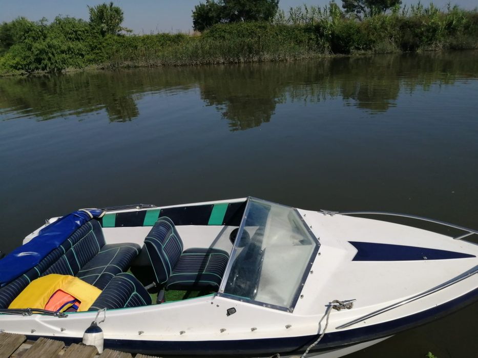 Vendo Barco em bom estado