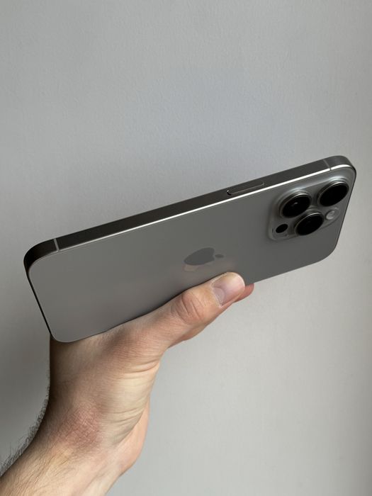 iPhone 15 Pro Max 256 Gb Natural Titanium АКБ 93% Физ Сим